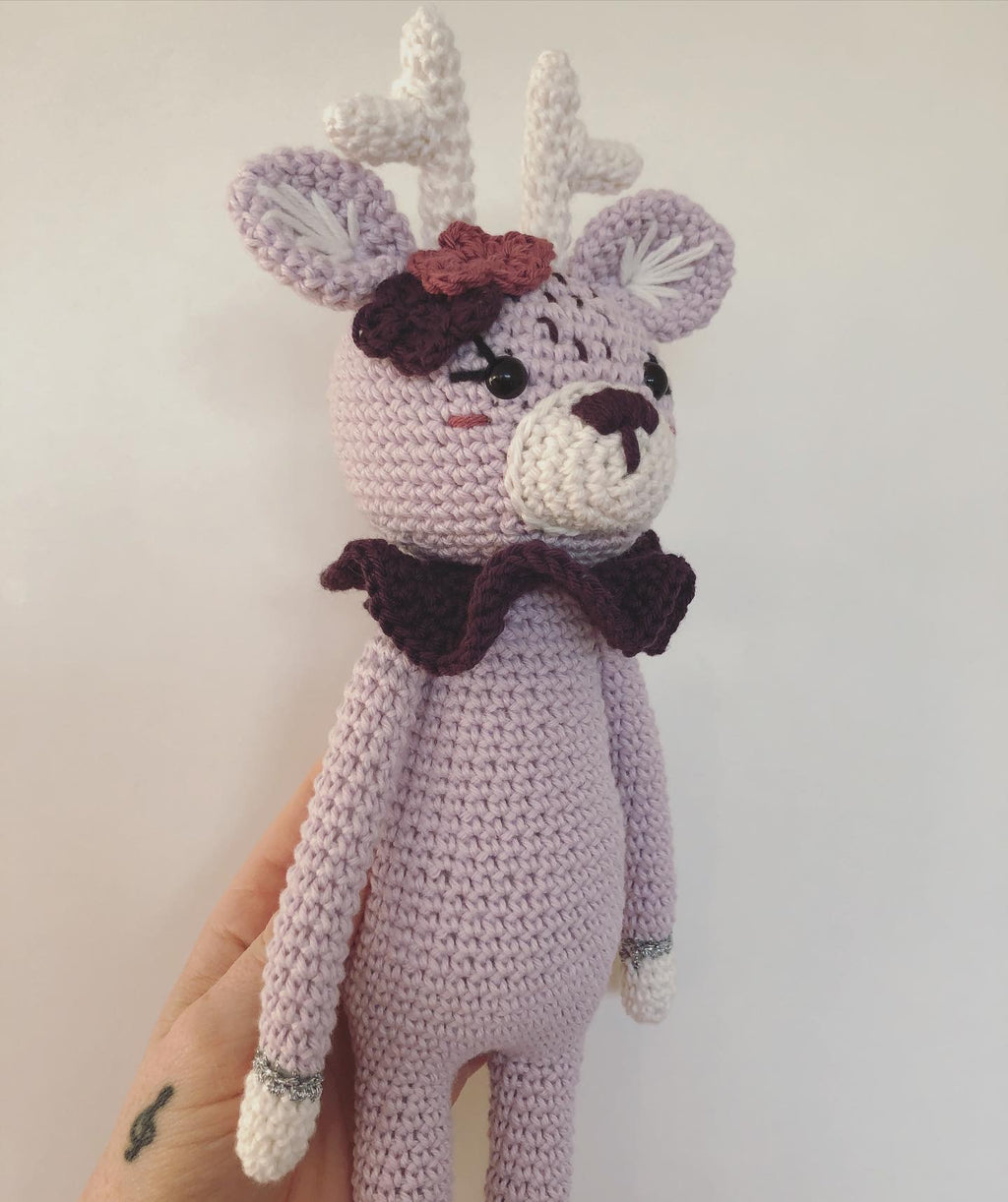 Rensdyret Rudolf og Emily en pakkeløsning