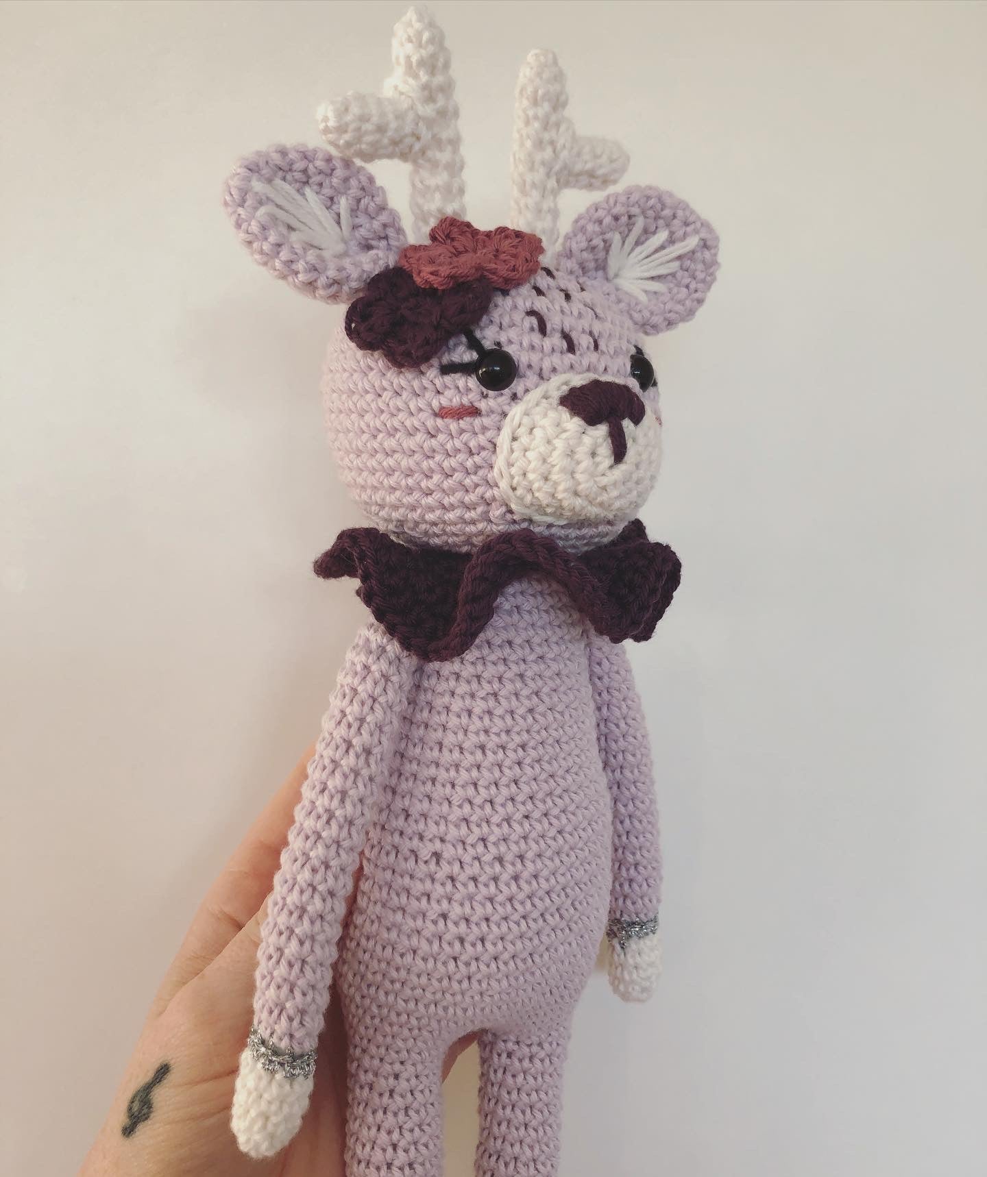 Rensdyret Rudolf og Emily en pakkeløsning